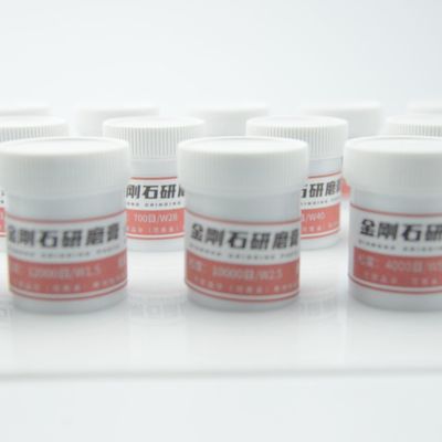 Experimento de análisis metalográfico Diamante pasta abrasiva para el laminado de carburo de tungsteno