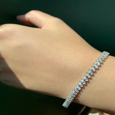 Pulsera de tenis personalizable de 18K con diamante de laboratorio y gota de agua de diamante completo